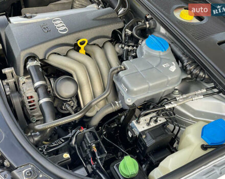Сірий Ауді А4, об'ємом двигуна 1.6 л та пробігом 207 тис. км за 5999 $, фото 96 на Automoto.ua