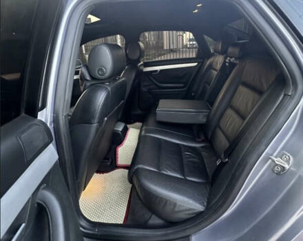 Серый Ауди А4, объемом двигателя 1.78 л и пробегом 270 тыс. км за 5500 $, фото 4 на Automoto.ua