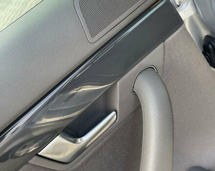 Сірий Ауді А4, об'ємом двигуна 1.6 л та пробігом 207 тис. км за 5999 $, фото 118 на Automoto.ua