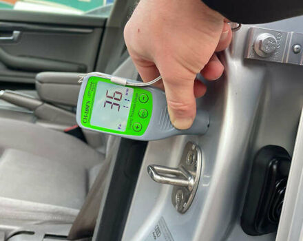 Сірий Ауді А4, об'ємом двигуна 1.6 л та пробігом 207 тис. км за 5999 $, фото 15 на Automoto.ua