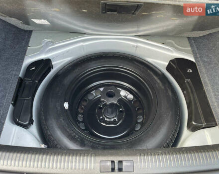 Сірий Ауді А4, об'ємом двигуна 1.6 л та пробігом 207 тис. км за 5999 $, фото 109 на Automoto.ua