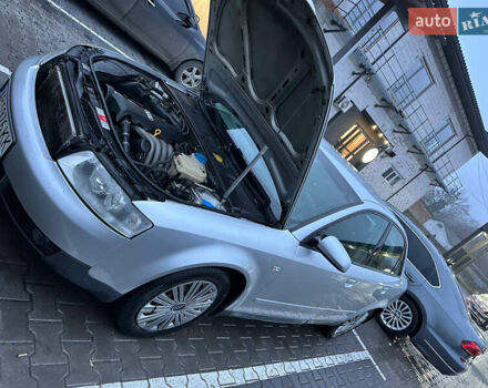 Серый Ауди А4, объемом двигателя 1.6 л и пробегом 280 тыс. км за 4950 $, фото 9 на Automoto.ua