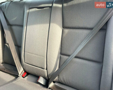 Сірий Ауді А4, об'ємом двигуна 1.6 л та пробігом 207 тис. км за 5999 $, фото 123 на Automoto.ua