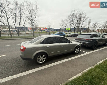 Сірий Ауді А4, об'ємом двигуна 1.8 л та пробігом 380 тис. км за 5700 $, фото 1 на Automoto.ua
