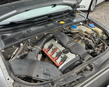 Сірий Ауді А4, об'ємом двигуна 2 л та пробігом 220 тис. км за 5350 $, фото 13 на Automoto.ua