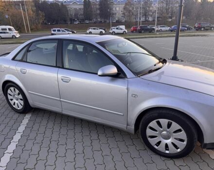 Сірий Ауді А4, об'ємом двигуна 1.8 л та пробігом 382 тис. км за 3850 $, фото 1 на Automoto.ua