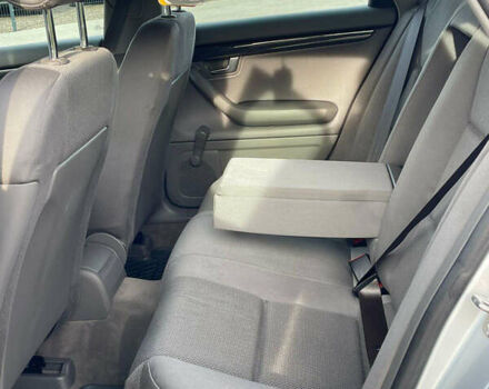 Сірий Ауді А4, об'ємом двигуна 1.6 л та пробігом 207 тис. км за 5999 $, фото 129 на Automoto.ua