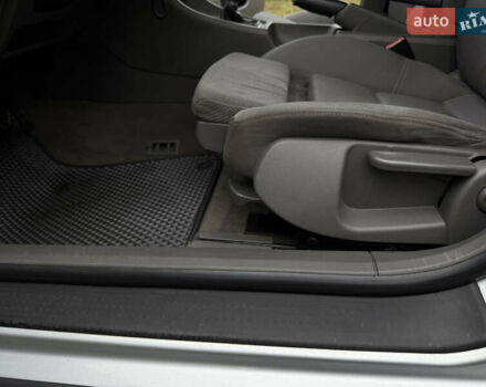 Серый Ауди А4, объемом двигателя 1.8 л и пробегом 230 тыс. км за 5850 $, фото 24 на Automoto.ua