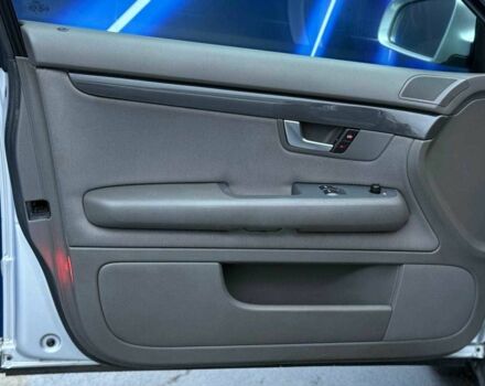 Сірий Ауді А4, об'ємом двигуна 1.6 л та пробігом 163 тис. км за 5499 $, фото 7 на Automoto.ua