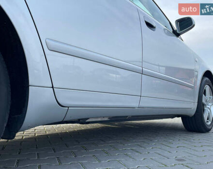 Сірий Ауді А4, об'ємом двигуна 1.6 л та пробігом 207 тис. км за 5999 $, фото 60 на Automoto.ua