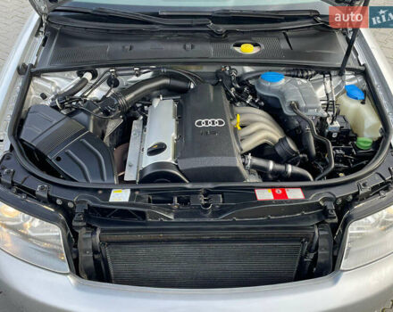 Сірий Ауді А4, об'ємом двигуна 1.6 л та пробігом 207 тис. км за 5999 $, фото 48 на Automoto.ua