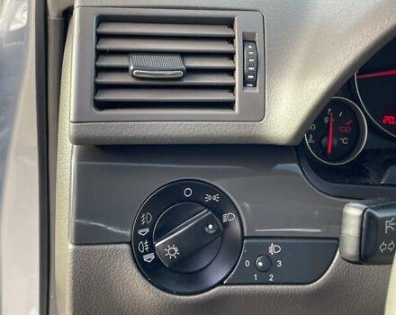 Серый Ауди А4, объемом двигателя 1.6 л и пробегом 207 тыс. км за 5999 $, фото 106 на Automoto.ua