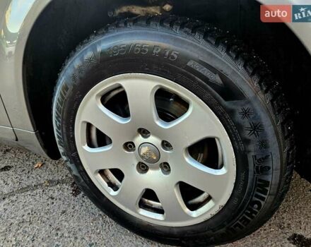 Серый Ауди А4, объемом двигателя 1.6 л и пробегом 286 тыс. км за 4300 $, фото 10 на Automoto.ua