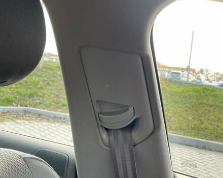 Серый Ауди А4, объемом двигателя 1.6 л и пробегом 207 тыс. км за 5999 $, фото 88 на Automoto.ua