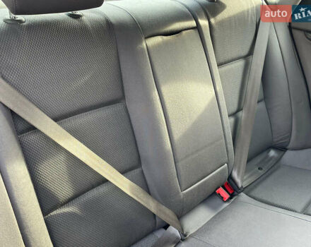 Сірий Ауді А4, об'ємом двигуна 1.6 л та пробігом 207 тис. км за 5999 $, фото 99 на Automoto.ua