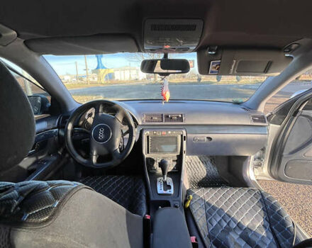 Сірий Ауді А4, об'ємом двигуна 1.98 л та пробігом 267 тис. км за 4600 $, фото 5 на Automoto.ua