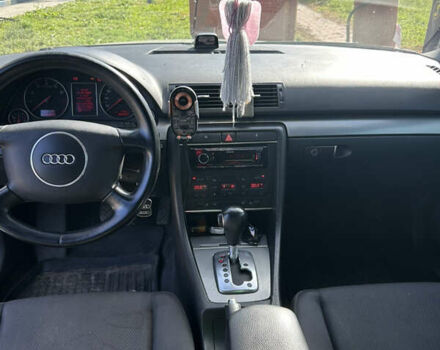 Серый Ауди А4, объемом двигателя 1.78 л и пробегом 309 тыс. км за 5500 $, фото 11 на Automoto.ua