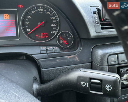 Серый Ауди А4, объемом двигателя 2 л и пробегом 233 тыс. км за 4850 $, фото 4 на Automoto.ua