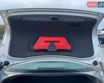 Серый Ауди А4, объемом двигателя 1.6 л и пробегом 207 тыс. км за 5899 $, фото 123 на Automoto.ua