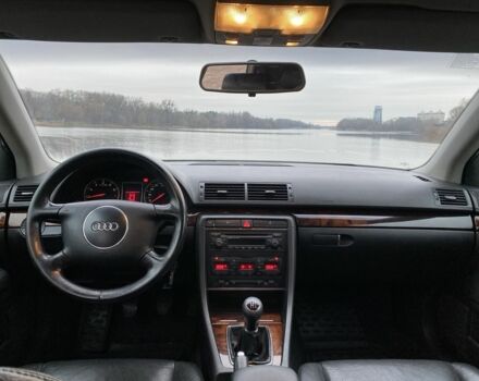 Серый Ауди А4, объемом двигателя 1.8 л и пробегом 230 тыс. км за 4200 $, фото 11 на Automoto.ua
