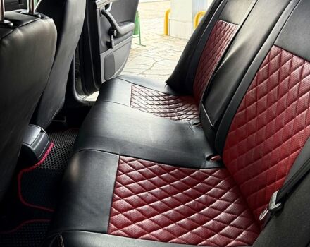 Серый Ауди А4, объемом двигателя 2 л и пробегом 281 тыс. км за 6500 $, фото 8 на Automoto.ua
