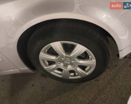 Серый Ауди А4, объемом двигателя 1.9 л и пробегом 460 тыс. км за 5000 $, фото 2 на Automoto.ua