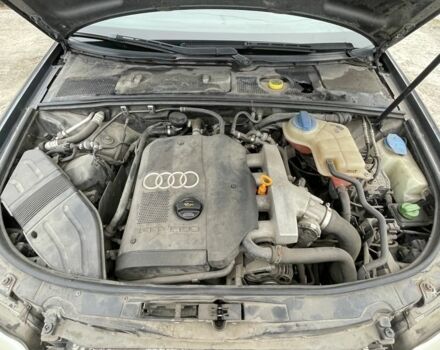 Серый Ауди А4, объемом двигателя 1.8 л и пробегом 230 тыс. км за 4200 $, фото 12 на Automoto.ua