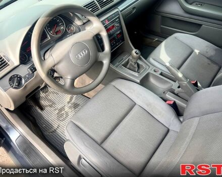Серый Ауди А4, объемом двигателя 2 л и пробегом 210 тыс. км за 4600 $, фото 6 на Automoto.ua
