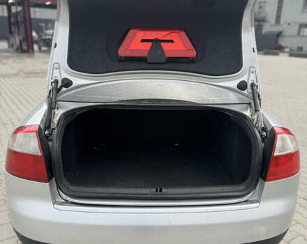 Серый Ауди А4, объемом двигателя 1.6 л и пробегом 350 тыс. км за 4750 $, фото 13 на Automoto.ua