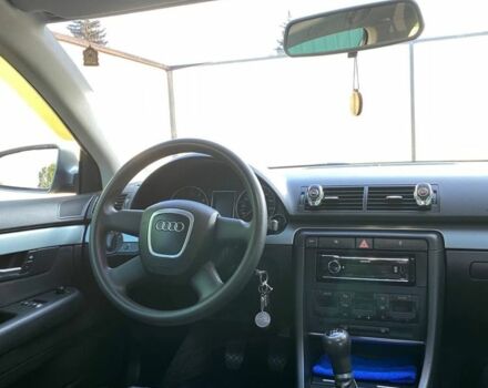 Ауді А4 2004 у Дніпро (Дніпропетровську) на Automoto.ua Сірий Ауді А4, об'ємом двигуна 2 л та пробігом 160 тис. км за 7000 $, фото 6 на Automoto.ua
