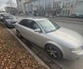 Серый Ауди А4, объемом двигателя 2 л и пробегом 200 тыс. км за 5500 $, фото 1 на Automoto.ua