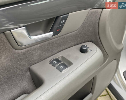 Серый Ауди А4, объемом двигателя 1.6 л и пробегом 190 тыс. км за 5499 $, фото 32 на Automoto.ua