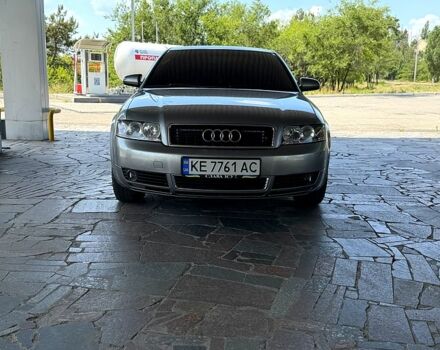 Серый Ауди А4, объемом двигателя 2 л и пробегом 281 тыс. км за 6500 $, фото 1 на Automoto.ua