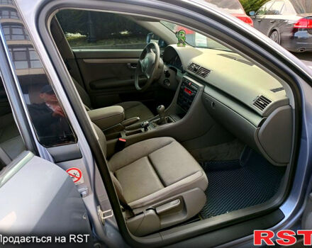 Серый Ауди А4, объемом двигателя 2 л и пробегом 173 тыс. км за 5500 $, фото 2 на Automoto.ua
