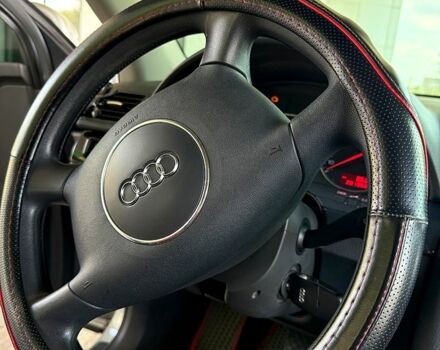 Серый Ауди А4, объемом двигателя 2 л и пробегом 281 тыс. км за 6500 $, фото 10 на Automoto.ua