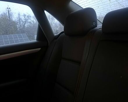 Сірий Ауді А4, об'ємом двигуна 1.8 л та пробігом 220 тис. км за 3900 $, фото 2 на Automoto.ua