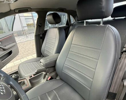 Серый Ауди А4, объемом двигателя 1.78 л и пробегом 250 тыс. км за 5000 $, фото 3 на Automoto.ua