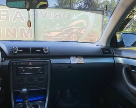Ауді А4 2004 у Дніпро (Дніпропетровську) на Automoto.ua Сірий Ауді А4, об'ємом двигуна 2 л та пробігом 160 тис. км за 7000 $, фото 5 на Automoto.ua