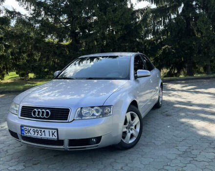 Серый Ауди А4, объемом двигателя 1.6 л и пробегом 235 тыс. км за 5500 $, фото 1 на Automoto.ua