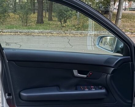 Серый Ауди А4, объемом двигателя 2.5 л и пробегом 300 тыс. км за 2800 $, фото 9 на Automoto.ua