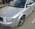 Серый Ауди А4, объемом двигателя 2 л и пробегом 200 тыс. км за 5500 $, фото 1 на Automoto.ua