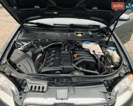 Сірий Ауді А4, об'ємом двигуна 1.98 л та пробігом 248 тис. км за 6400 $, фото 8 на Automoto.ua