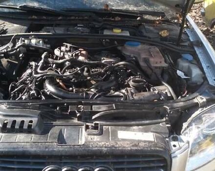 Сірий Ауді А4, об'ємом двигуна 2.97 л та пробігом 350 тис. км за 5000 $, фото 4 на Automoto.ua