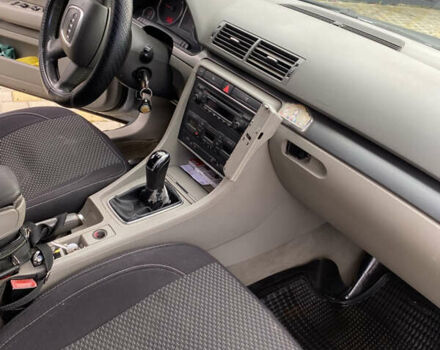 Сірий Ауді А4, об'ємом двигуна 2 л та пробігом 300 тис. км за 8000 $, фото 9 на Automoto.ua