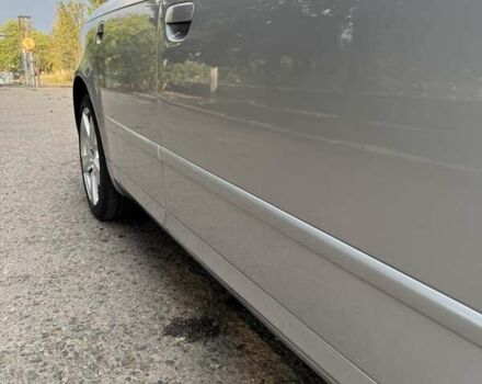 Серый Ауди А4, объемом двигателя 2 л и пробегом 181 тыс. км за 6900 $, фото 9 на Automoto.ua