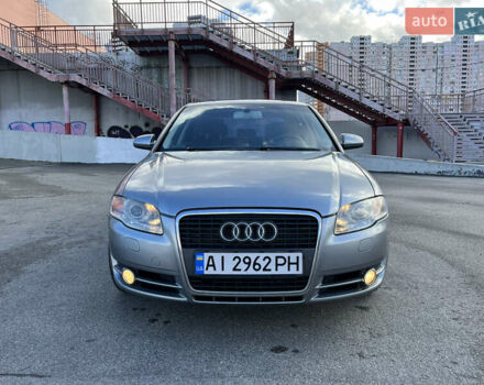 Серый Ауди А4, объемом двигателя 2 л и пробегом 319 тыс. км за 6500 $, фото 2 на Automoto.ua