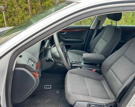 Серый Ауди А4, объемом двигателя 2 л и пробегом 190 тыс. км за 6999 $, фото 8 на Automoto.ua