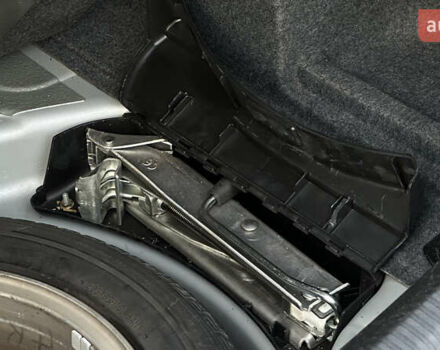 Сірий Ауді А4, об'ємом двигуна 1.8 л та пробігом 257 тис. км за 6799 $, фото 81 на Automoto.ua