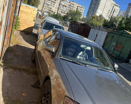 Серый Ауди А4, объемом двигателя 2 л и пробегом 303 тыс. км за 6000 $, фото 3 на Automoto.ua