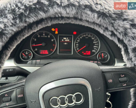 Серый Ауди А4, объемом двигателя 2 л и пробегом 231 тыс. км за 6200 $, фото 6 на Automoto.ua